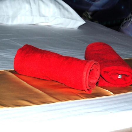 Hotel Vlora City ภายนอก รูปภาพ