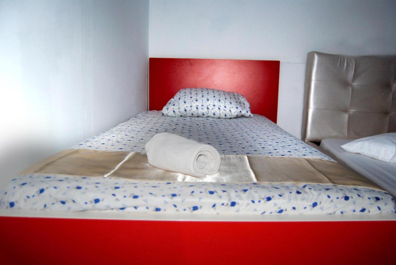 Hotel Vlora City ภายนอก รูปภาพ