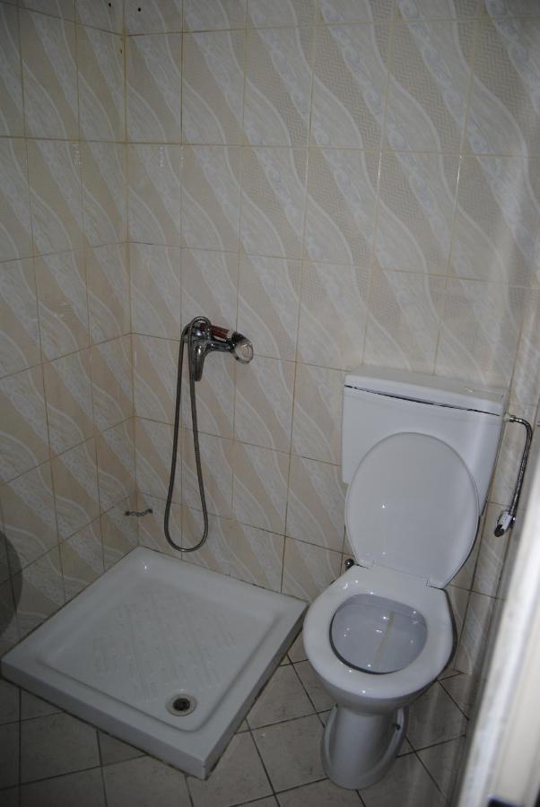 Hotel Vlora City ภายนอก รูปภาพ