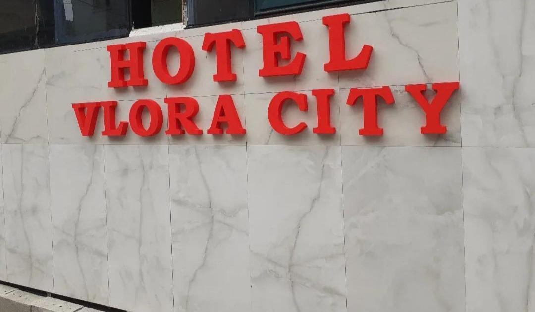 Hotel Vlora City ภายนอก รูปภาพ